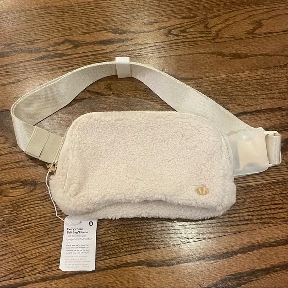 NWT Cream Fleece Wear Everywear Lululemon Bag Lululemon Everywhere Fleece Belt Bag - Light Ivory - lulu  main image 4